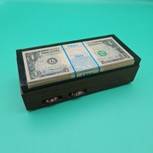 Windsor AM RADIO $500 One Dollar Bills 1969 Acrylic Mod Lucite 1969 Strap $1